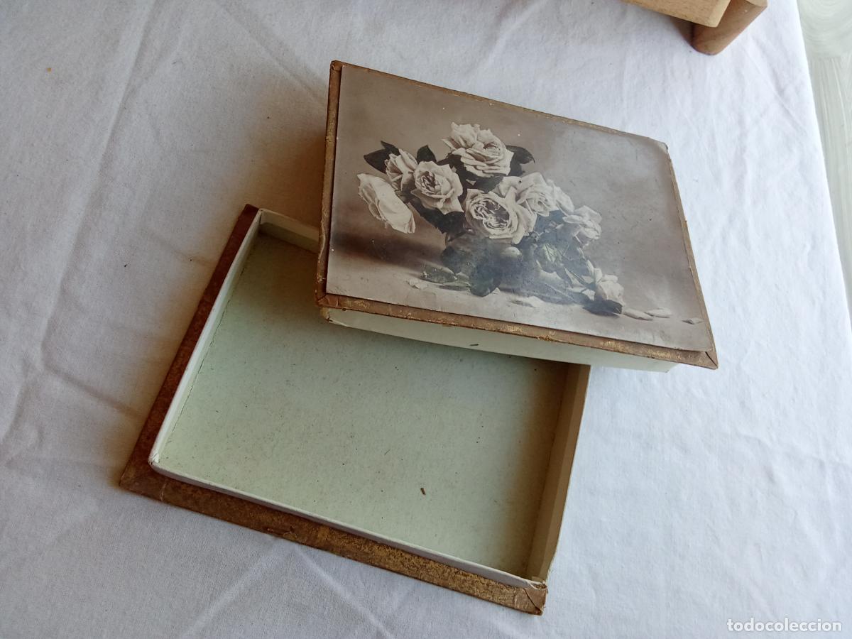 Antig&uuml;edades: Antigua caja chocolate inglesa con flores J.S. Frysons aprox 1900/1930 Vitrina 14