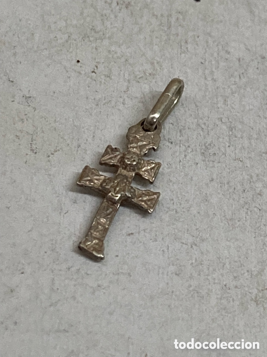 Antig&uuml;edades: Cruz de plata religiosa C676
