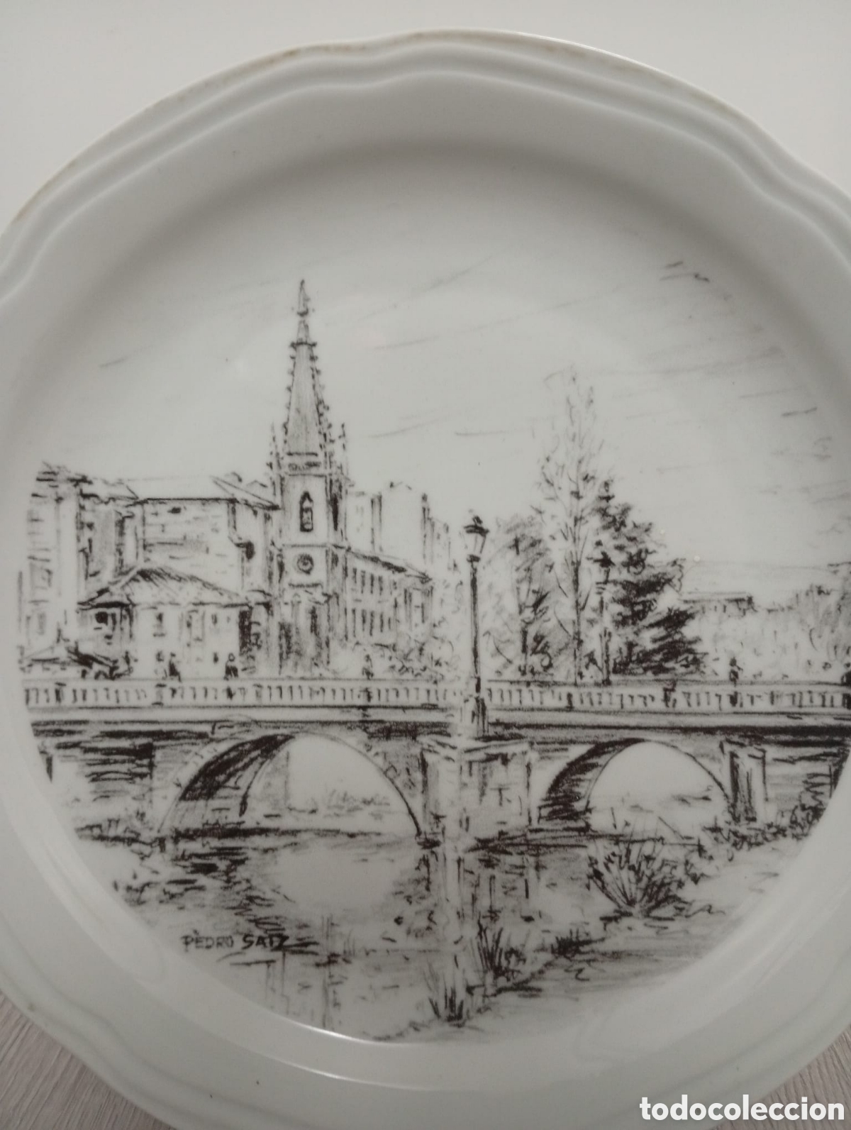 Antig&uuml;edades: Plato conmemorativo cer&aacute;mica Iglesia y Convento de La Merced, Burgos