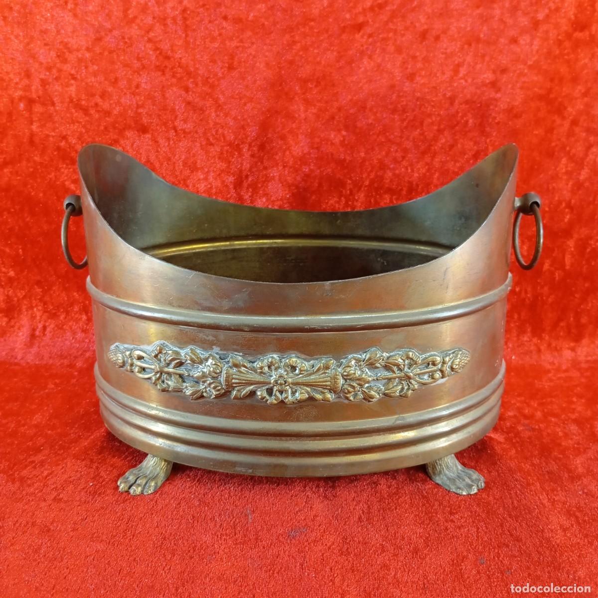 Antig&uuml;edades: ANTIGUA MACETA DE JARDINERIA - FABRICADO EN LAT&Oacute;N Y COBRE - SIGLO XX - 20,5 CM DE ANCHO - 15 CM ALTO