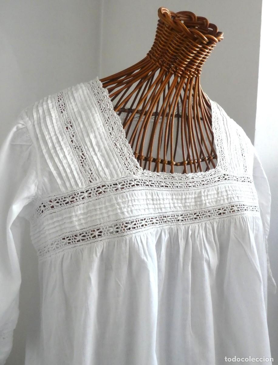 Antig&uuml;edades: ANTIGUO CAMIS&Oacute;N - ENCAJE DE BOLILLO Y TABLILLAS PPIO.S.XX