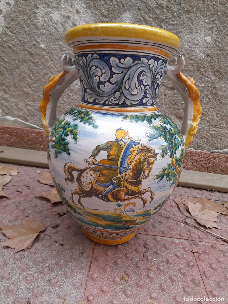 Oggetti Antichi: JARR&Oacute;N EN CER&Aacute;MICA ESMALTADA. DECORADO A MANO. FIRMADO SASO. TALAVERA.