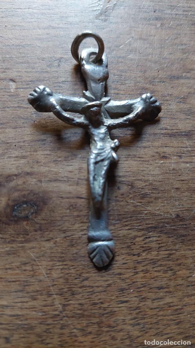 Antig&uuml;edades: Antigua y magn&iacute;fico cristo en plata