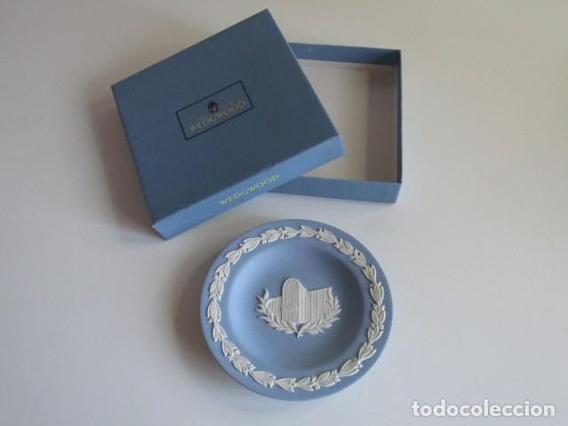 Antiquit&eacute;s: PLATO DECORATIVO MINIATURA WEDGWOOD JASPERWARE AZUL - CON CAJA ORIGINAL ENGLAND 11 CM