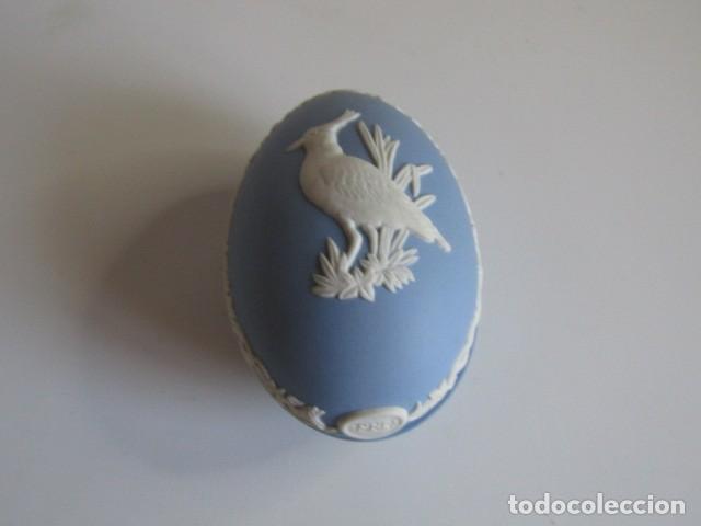 Antig&uuml;edades: CAJITA JOYERO WEDGWOOD JASPERWARE AZUL - MITOLOG&Iacute;A PEGASO Y NINFAS MADE IN ENGLAND
