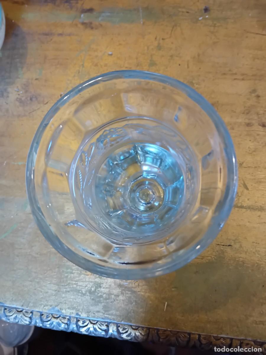 Antig&uuml;edades: Jarr&oacute;n de cristal prensado d&eacute;cada de los 50 - Foto 2