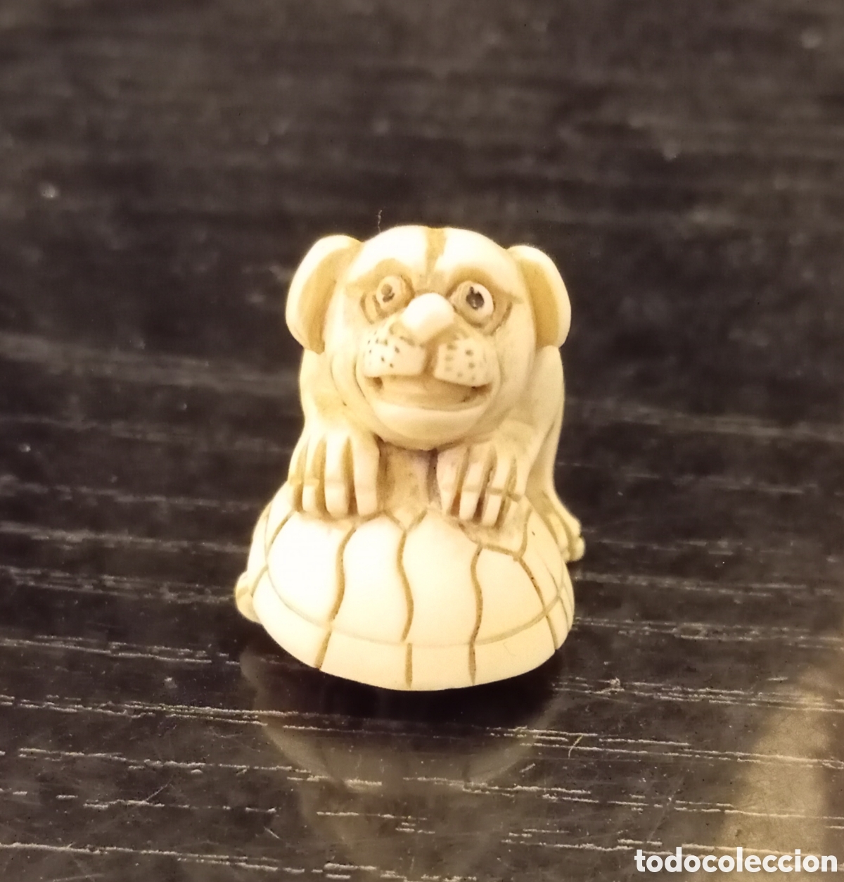 Antig&uuml;edades: netsuke japon&eacute;s antiguo peque&ntilde;a escultura tallada
