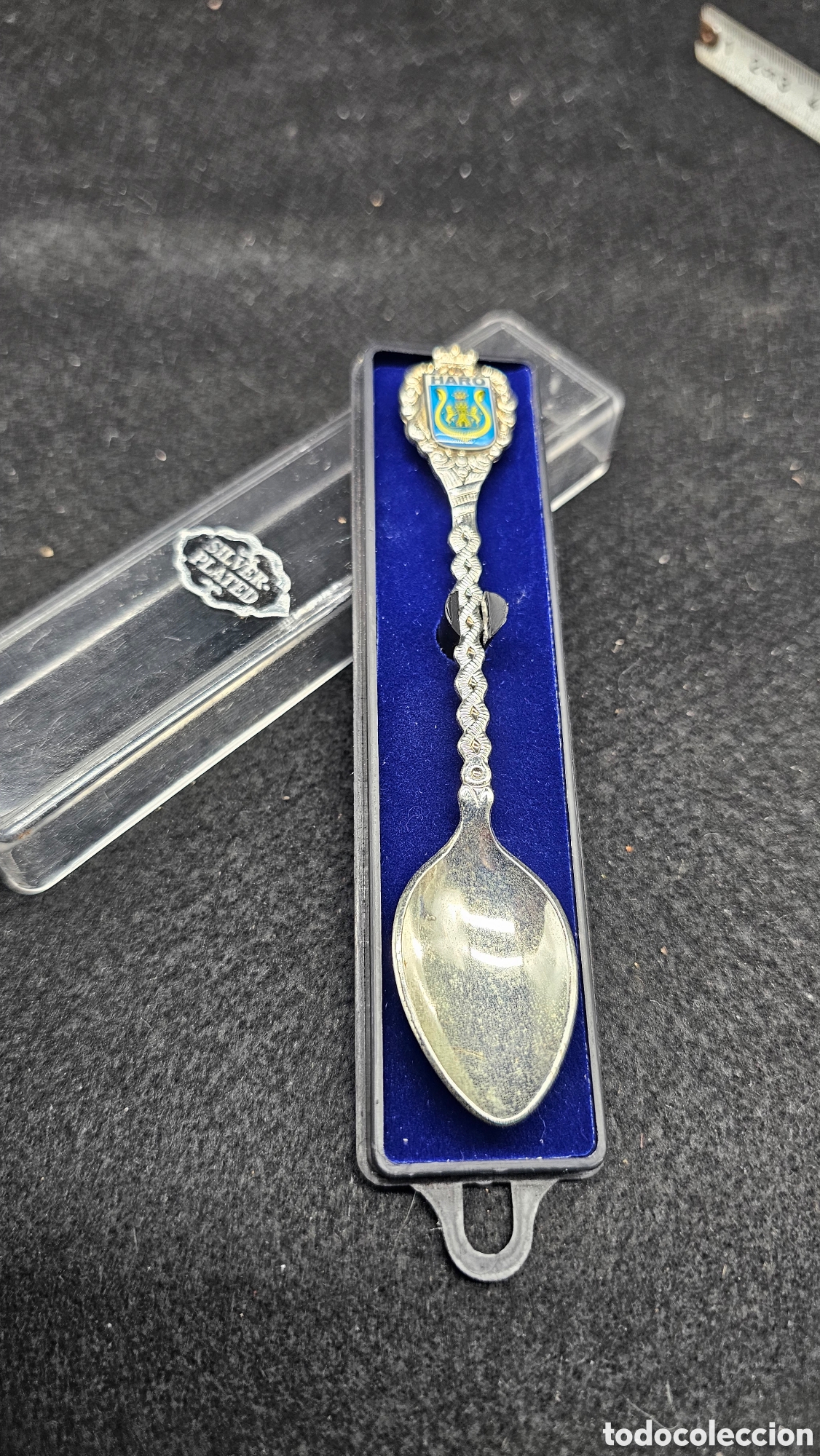 Antig&uuml;edades: Cucharilla de colecci&oacute;n ba&ntilde;ada en plata - Foto 1