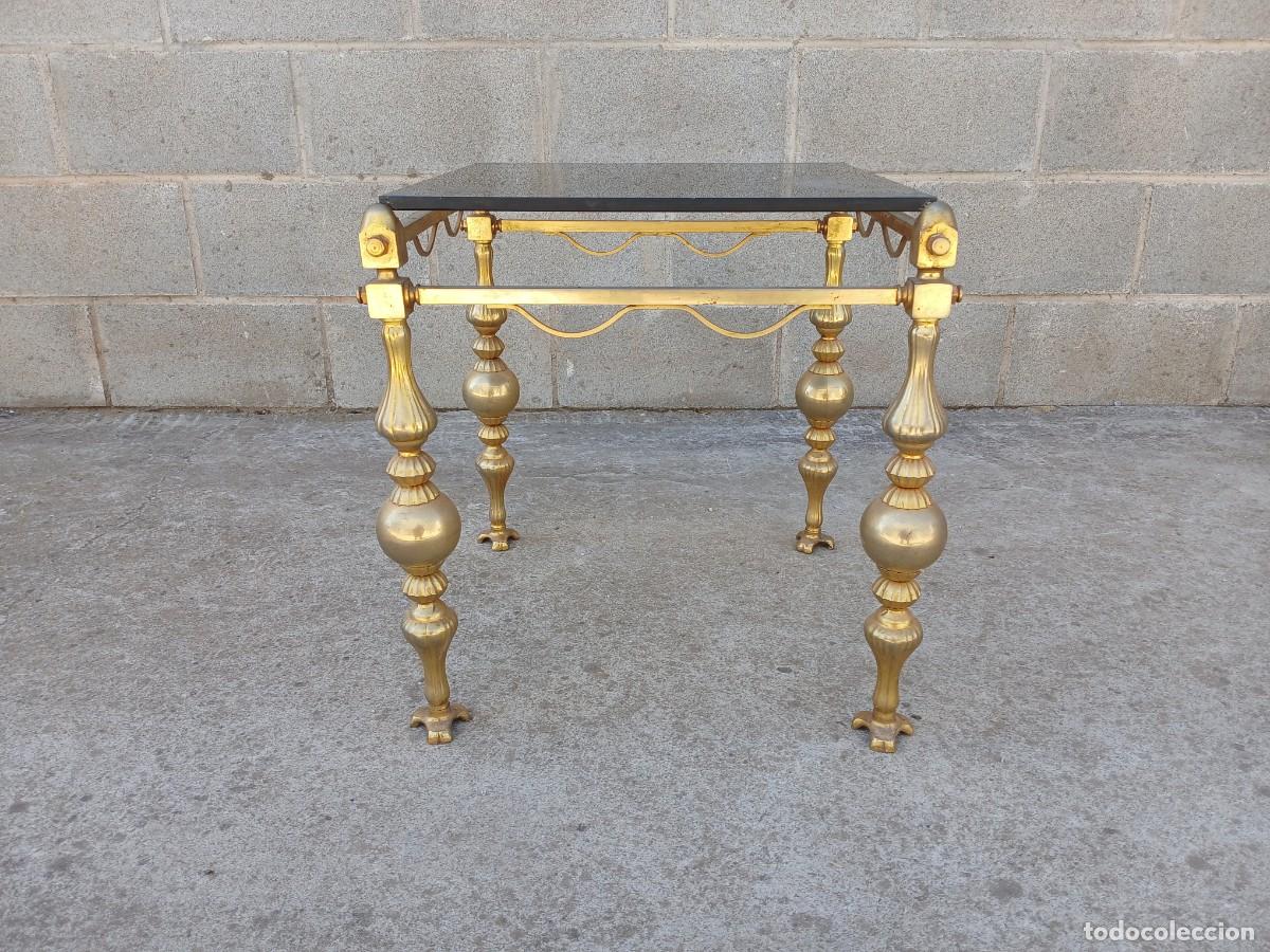 Antig&uuml;edades: Mesa auxiliar antigua estilo Luis XVI bronce lat&oacute;n. Mueble mesita met&aacute;lica antigua vintage. - Foto 6