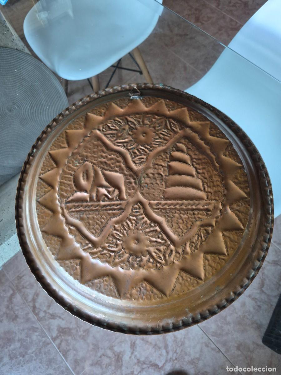 Antig&uuml;edades: Plato estilo turco cobre repujado - Foto 2