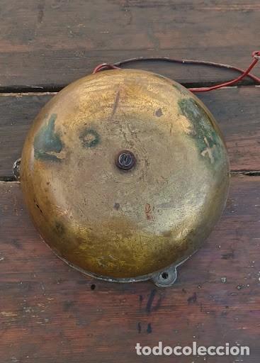 Antig&uuml;edades: Antiguo Timbre Industrial / Campana de Bronce Macizo KELVIN MADRID