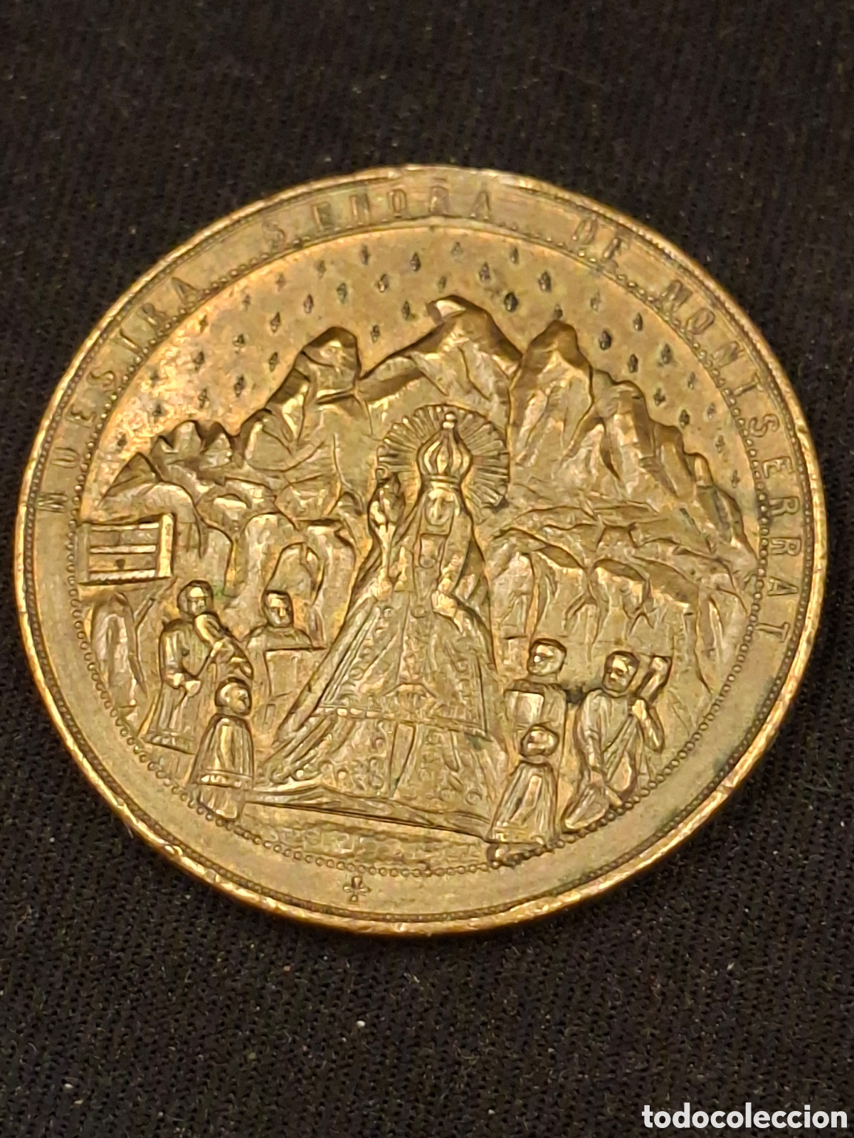 Antig&uuml;edades: Medalla de bronce de Nuestra Se&ntilde;ora de Montserrat y San Benito de la d&eacute;cada de 1900. MRTC1