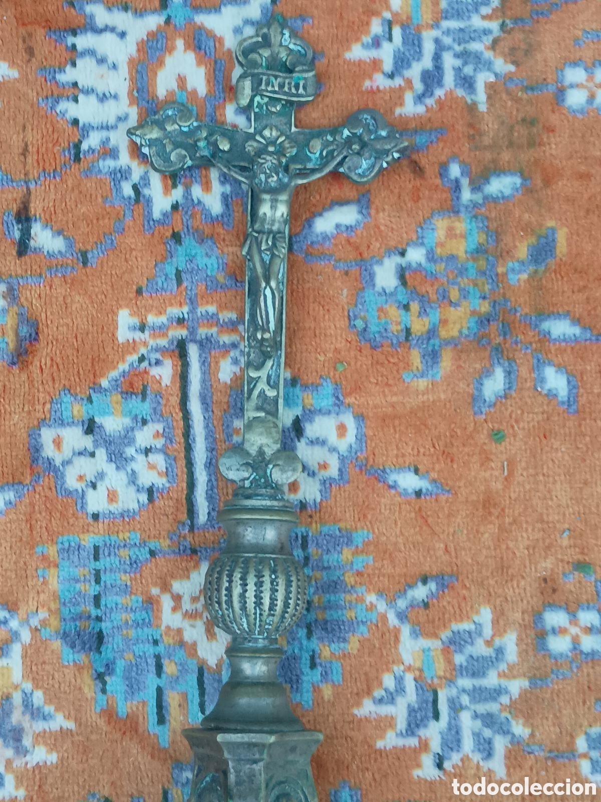 Antig&uuml;edades: Crucifijo bas&eacute; altar - Foto 7