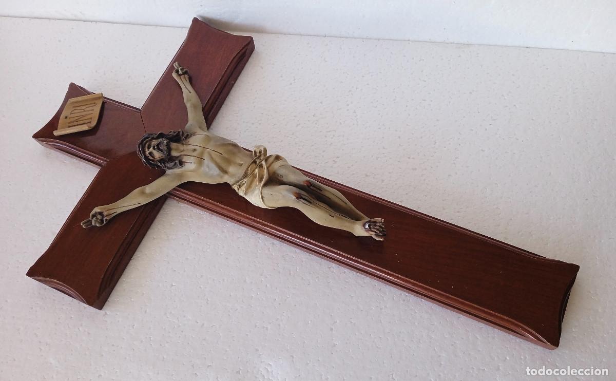 Antiguidades: Precioso crucifijo de pared, exquisita factura