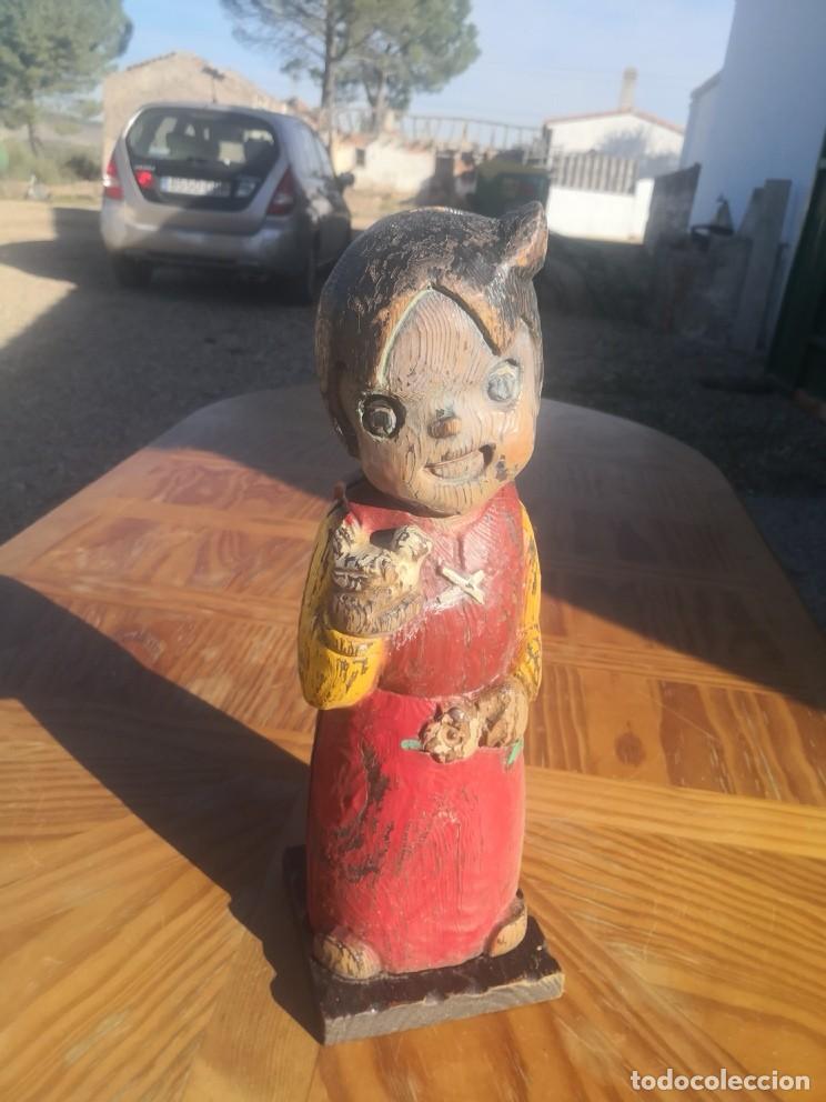 Antiquit&eacute;s: Heidi caja talla de madera, botellero pintada altura 46 cm. 15 cm. ancho