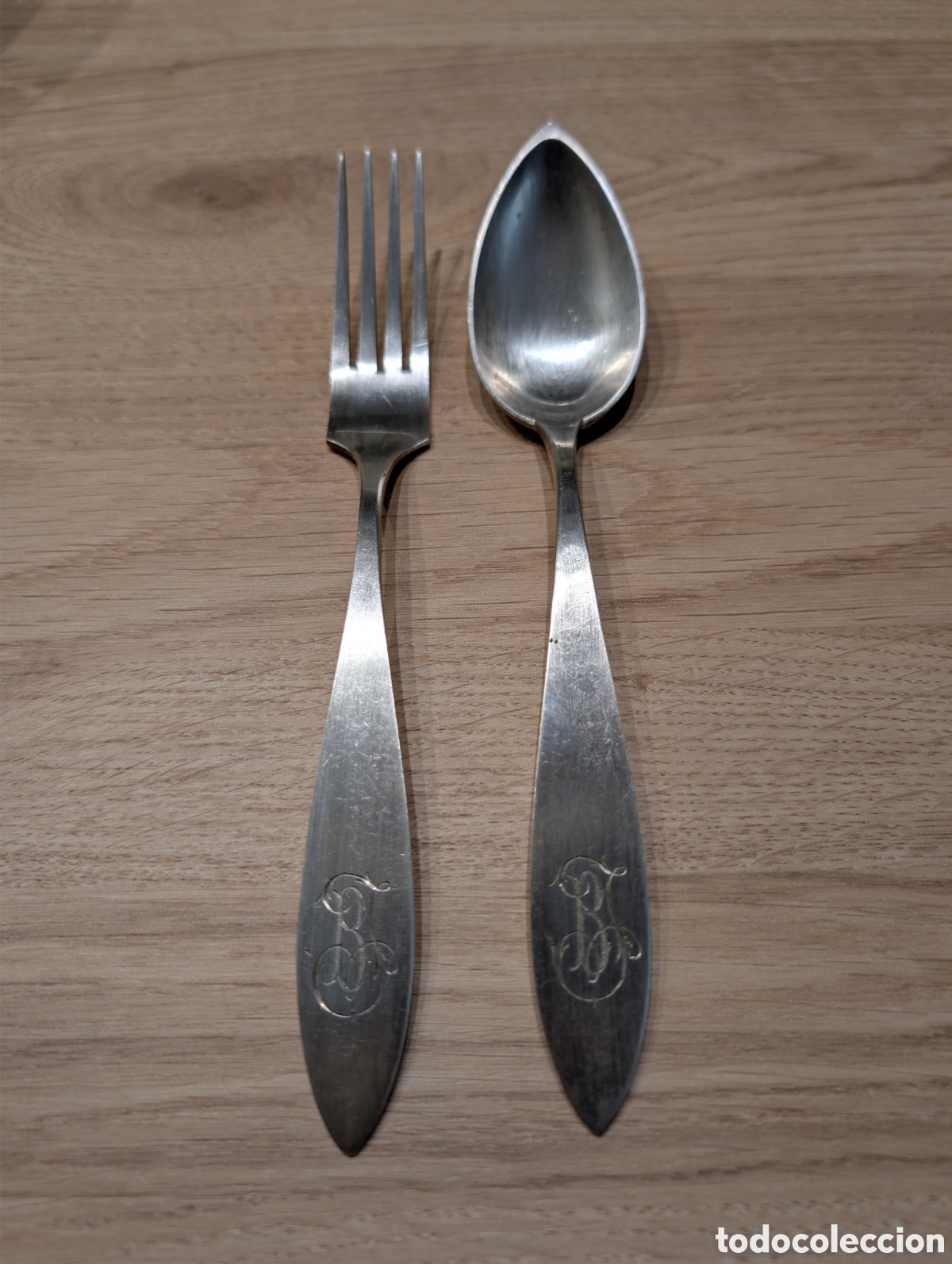 Antig&uuml;edades: Cubiertos de plata marca Rovira - Foto 1