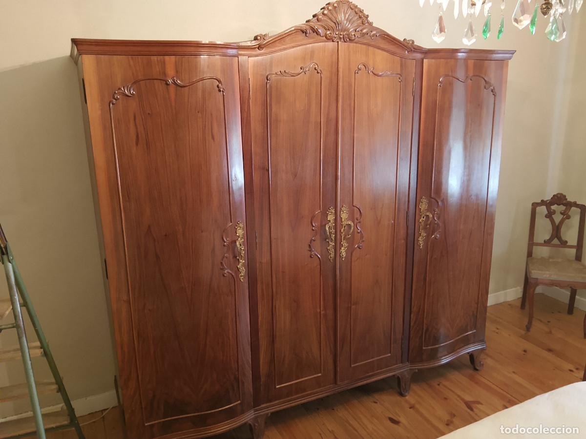 Antig&uuml;edades: Armario antiguo madera noble