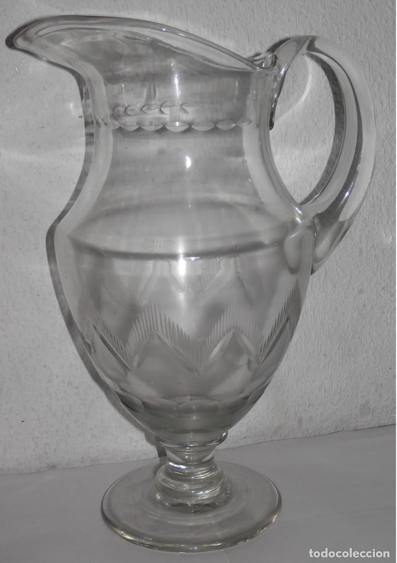 Antig&uuml;edades: JARRA VINTAGE EN CRISTAL TALLADO