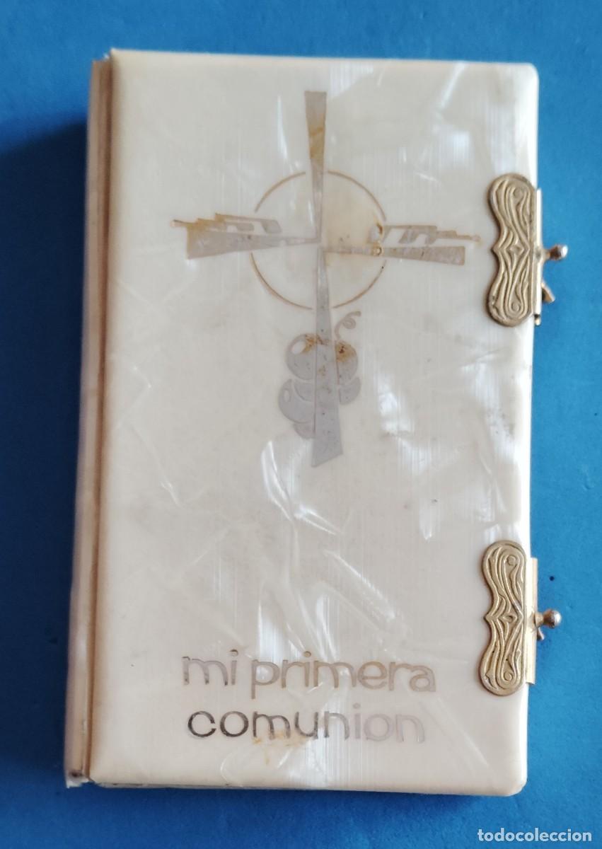 Antig&uuml;edades: LIBRO PRIMERA COMUNION 1973..EL ENVIO ESTA INCLUIDO .