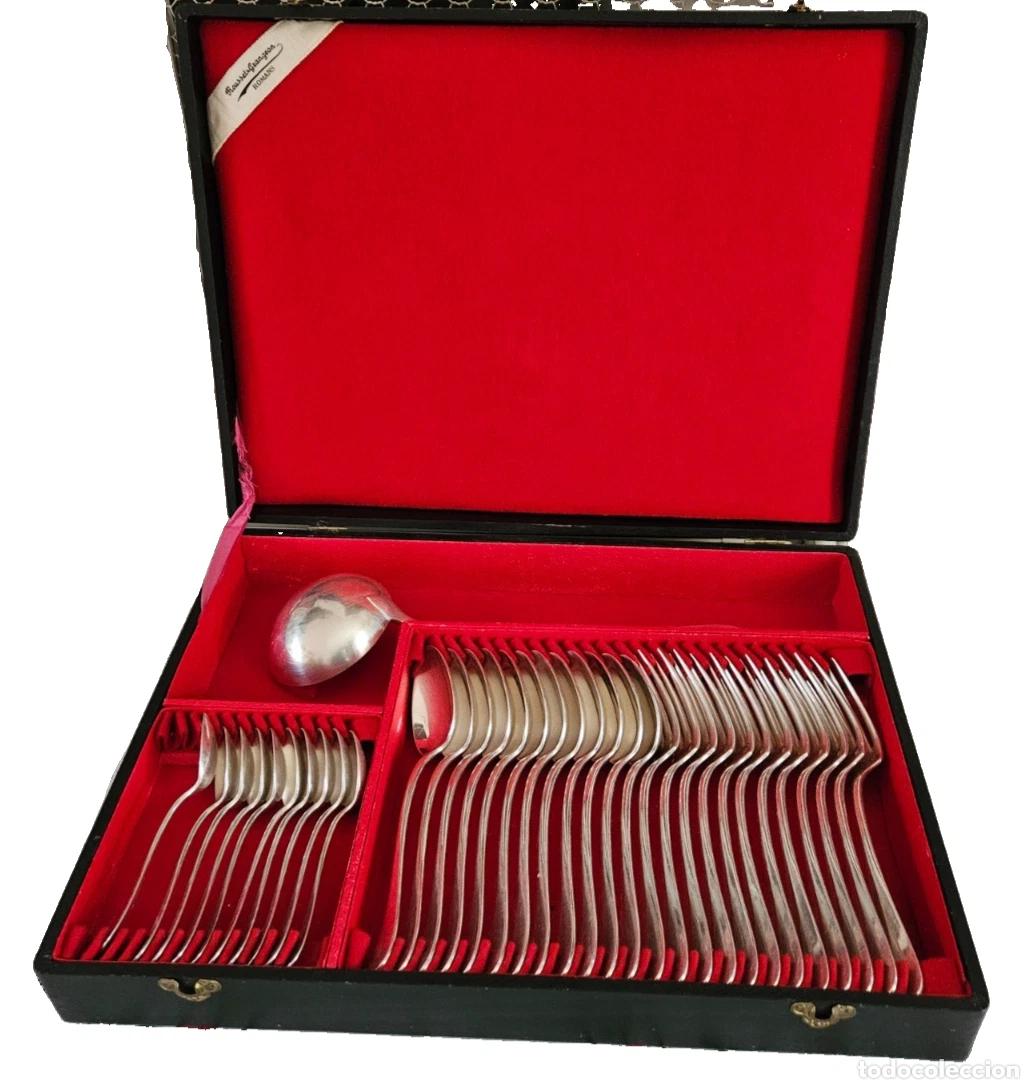 Antig&uuml;edades: MENAGERE 35 PIECES ROUX MARQUIAND LYON MODELE UNIPLAT OU VIEUX PARIS METAL ARGENTE