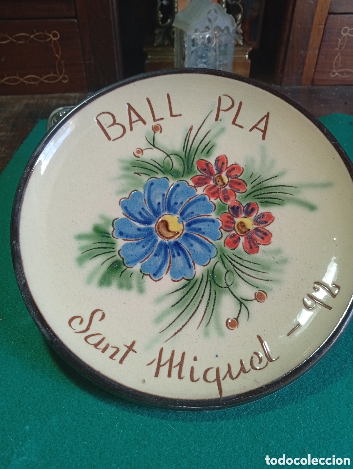Antig&uuml;edades: Plato cer&aacute;mica con flores - Foto 1