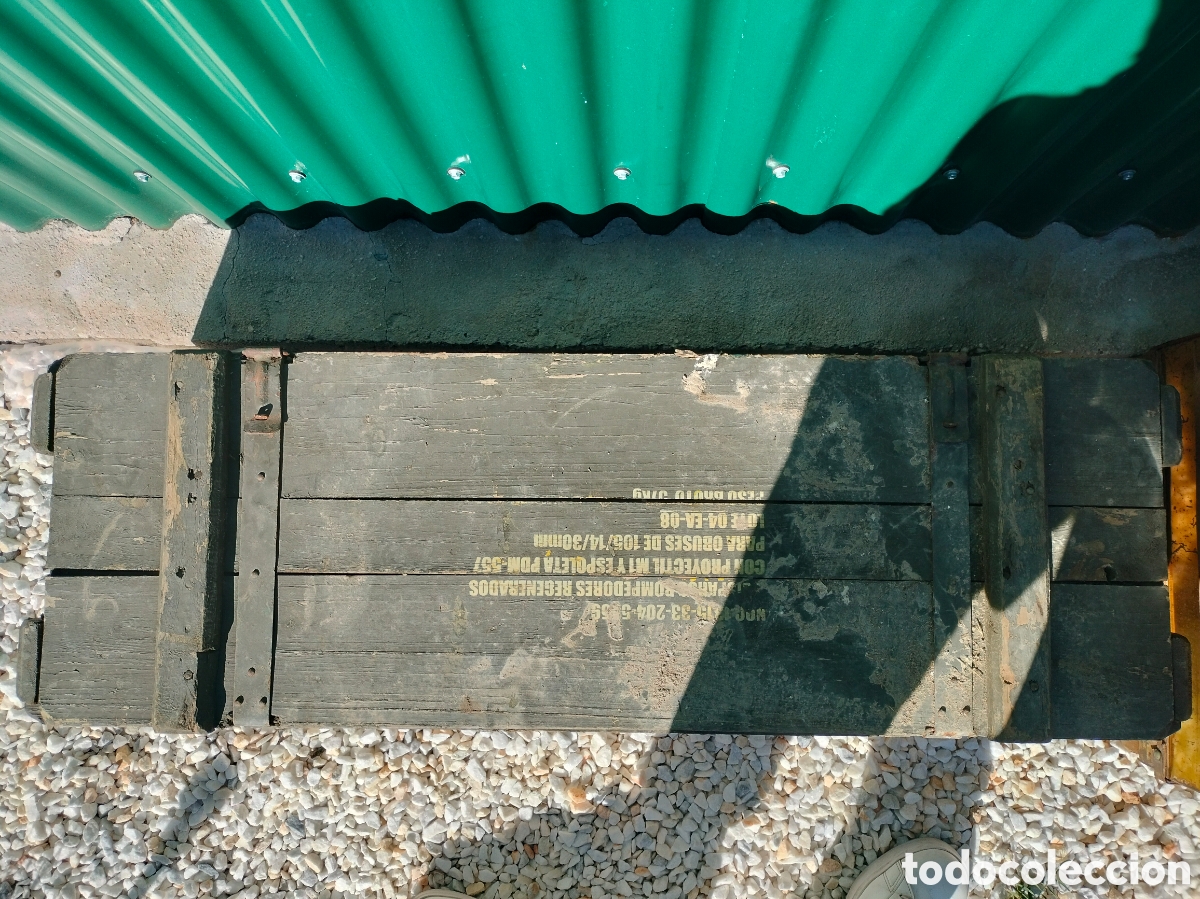 Antig&uuml;edades: Antiguo ba&uacute;l militar - Foto 3