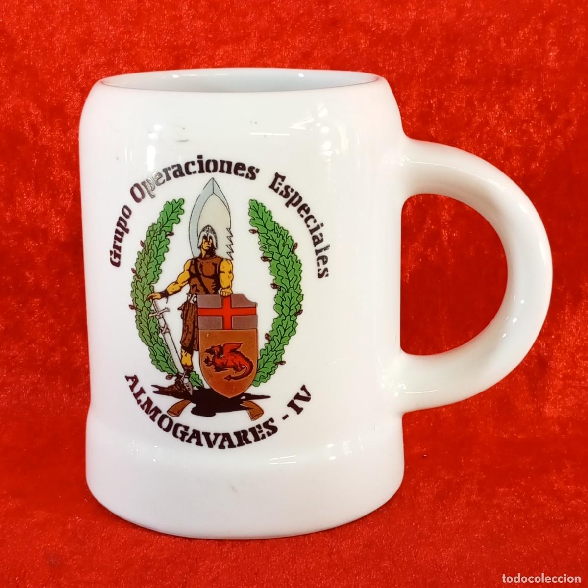 Antiguidades: JARRA DE CERAMICA VINTAGE - GRUPO DE OPERACIONES ESPECIALES IV, ALMOG&Aacute;VARES - 12,5 CM DE ALTURA
