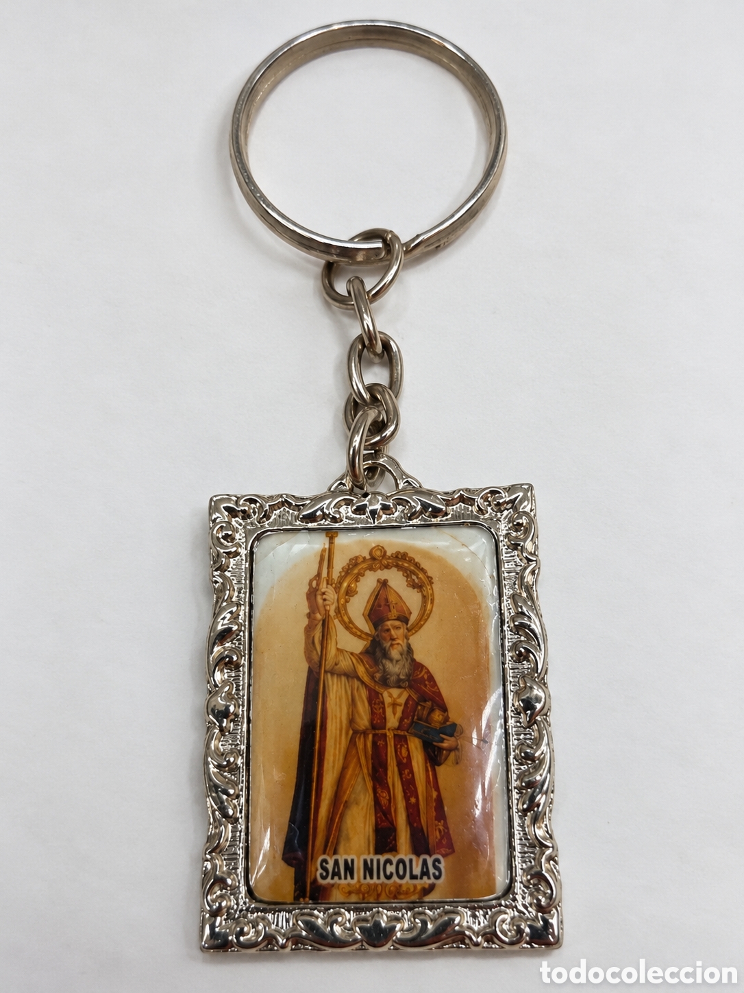 Antig&uuml;edades: Llavero religioso vintage a&ntilde;os 90 San Nicol&aacute;s y Virgen de Lled&oacute; Castell&oacute;n