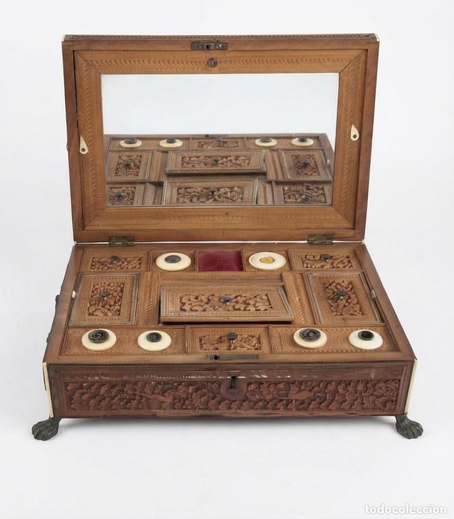 Antig&uuml;edades: Caja costurero antigua, joyero anglo-indio Vizagapatam, caja musica colonial, costurero victoriano.