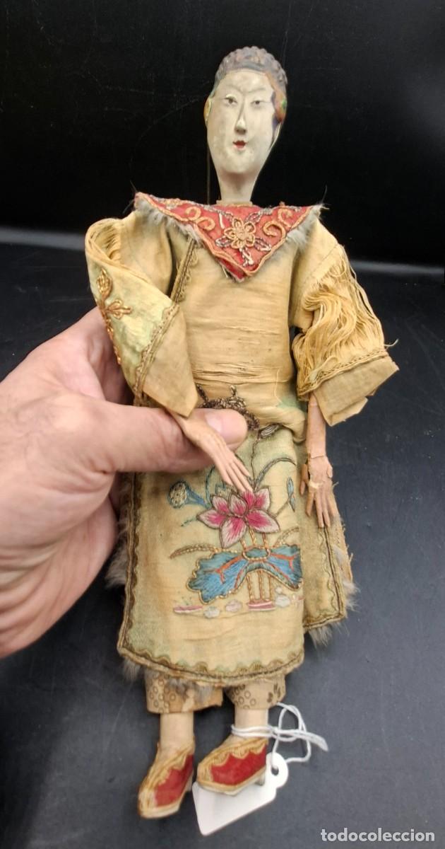 Antig&uuml;edades: Pareja de mu&ntilde;ecas tradicionales de opera china - Foto 3