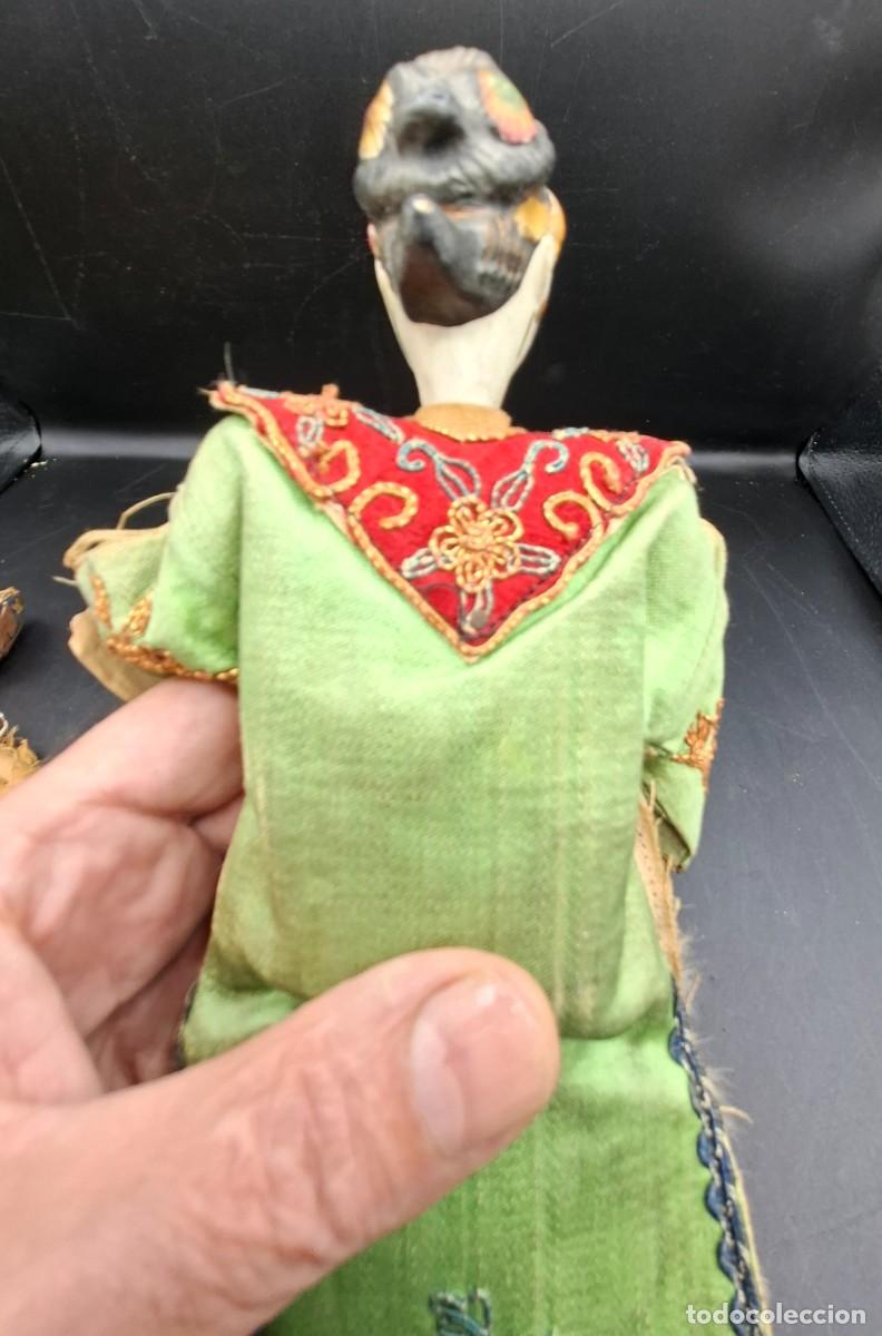 Antig&uuml;edades: Pareja de mu&ntilde;ecas tradicionales de opera china - Foto 9