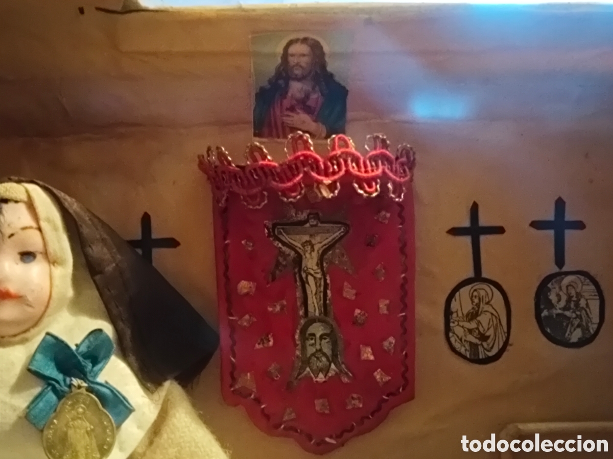 Antig&uuml;edades: Diorama de celda de monja en vitrina(c.1860) - Foto 6