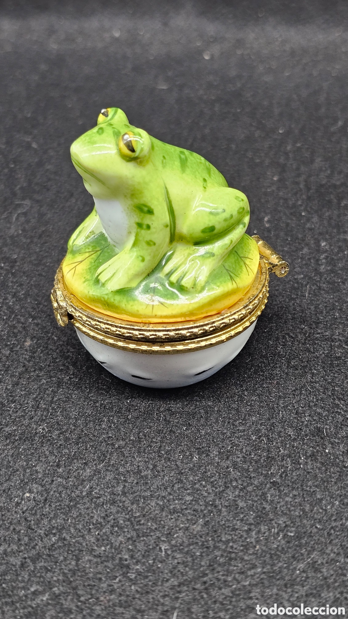 Antiguidades: Cajita de porcelana de colecci&oacute;n