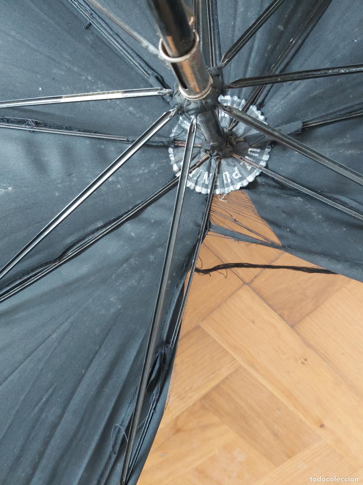Antig&uuml;edades: Sombrilla negra antigua - Foto 10