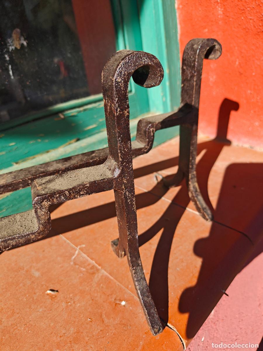 Antig&uuml;edades: Morillos de chimenea