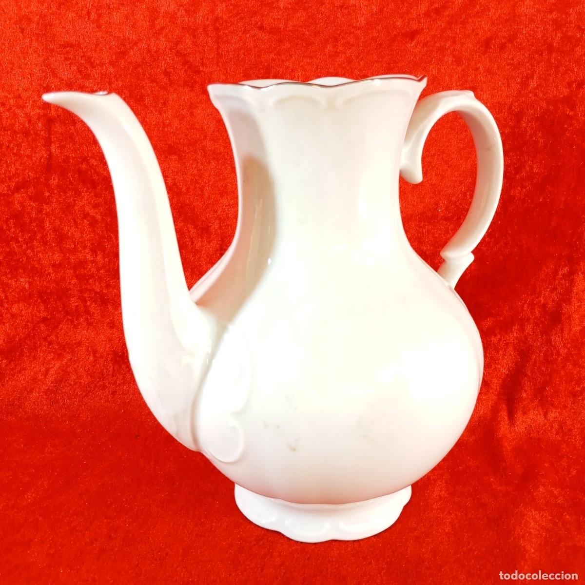 Antig&uuml;edades: CAFETERA DE PORCELANA VINTAGE - COLOR BLANCO - VINTAGE - JAEGER, BAVARIA - SIGLO XX - 19 CM DE ALTO