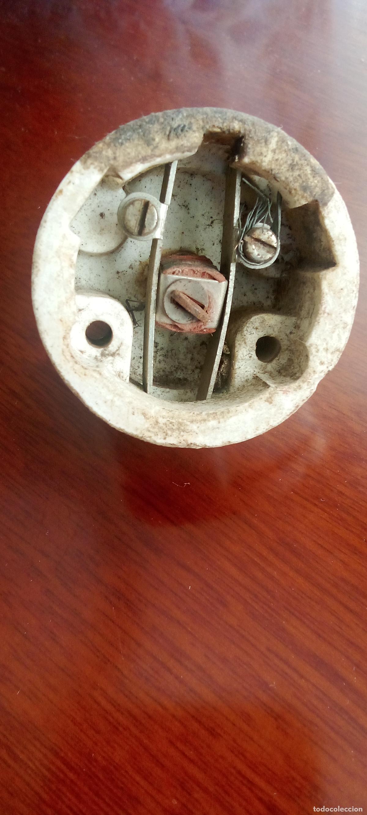 Antig&uuml;edades: Antigua llave de la luz. - Foto 2