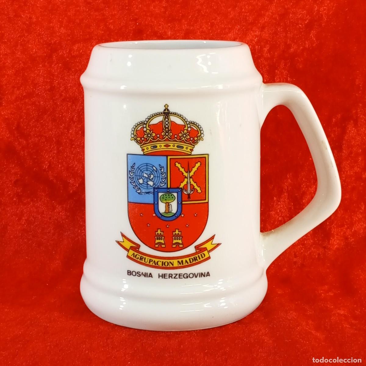 Antig&uuml;edades: JARRA DE CER&Aacute;MICA - AGRUPACI&Oacute;N MADRID, BOSNIA Y HERZERGOVINA - EL KIOSKO - 12,8 CM DE ALTO