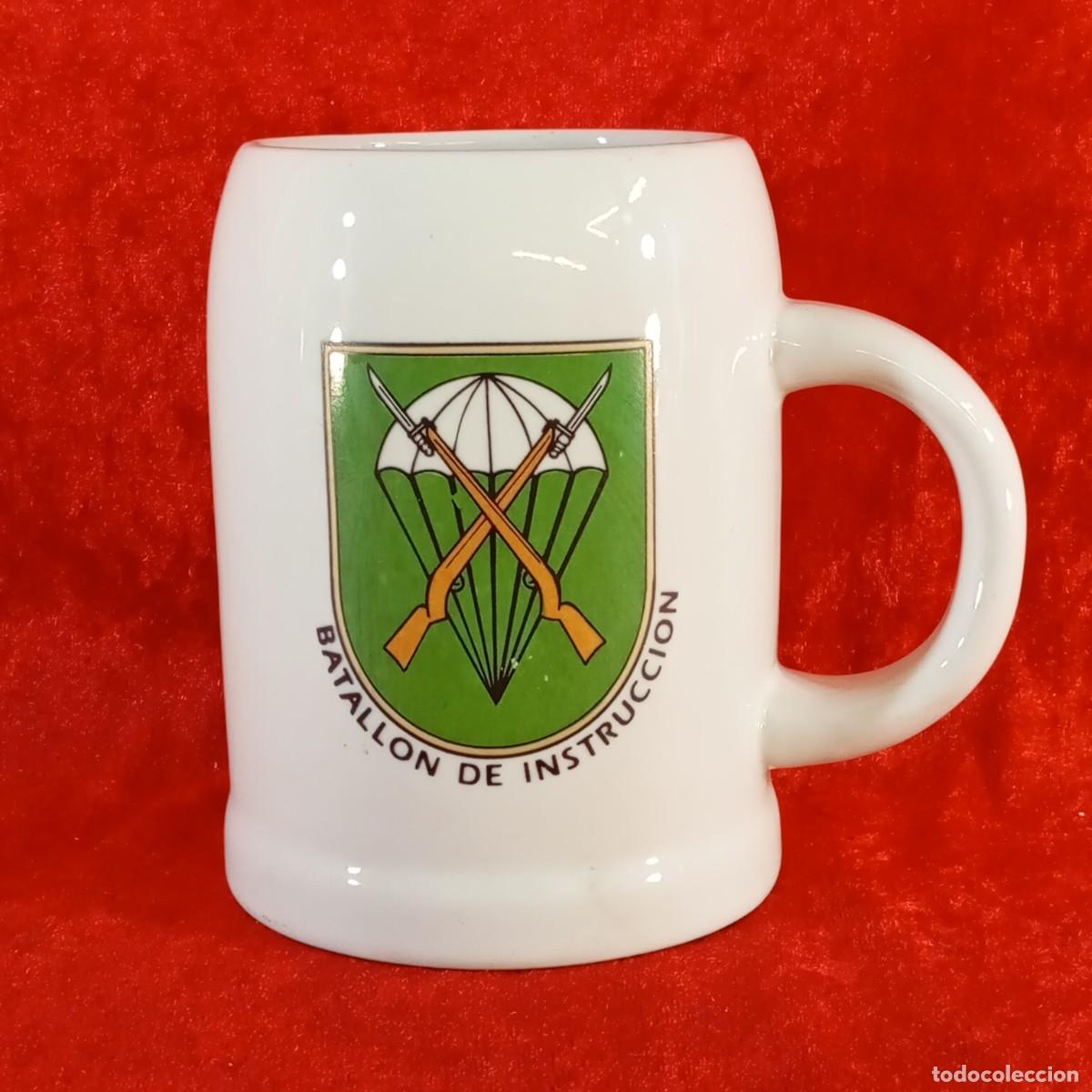 Antig&uuml;edades: JARRA DE CER&Aacute;MICA VINTAGE - BATALLON DE INSTRUCCI&Oacute;N - 13 CM DE ALTO