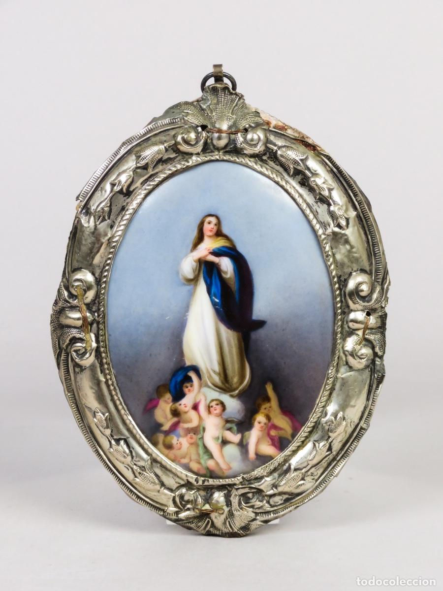 Antig&uuml;edades: Placa devocional porcelana Inmaculada marco plata siglo XIX