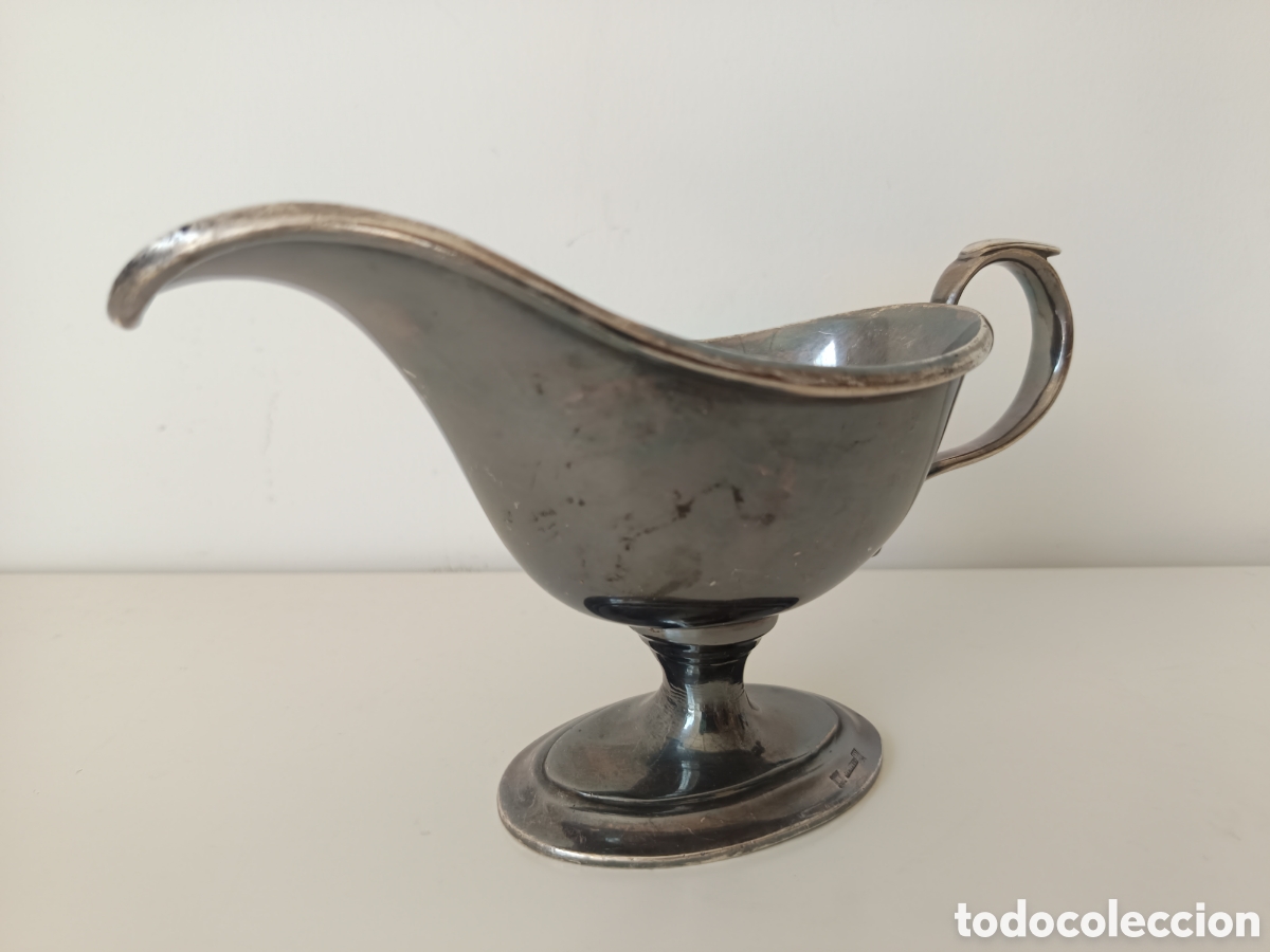 Antig&uuml;edades: Salsera de plata Meneses contraste 33 MD Meneses