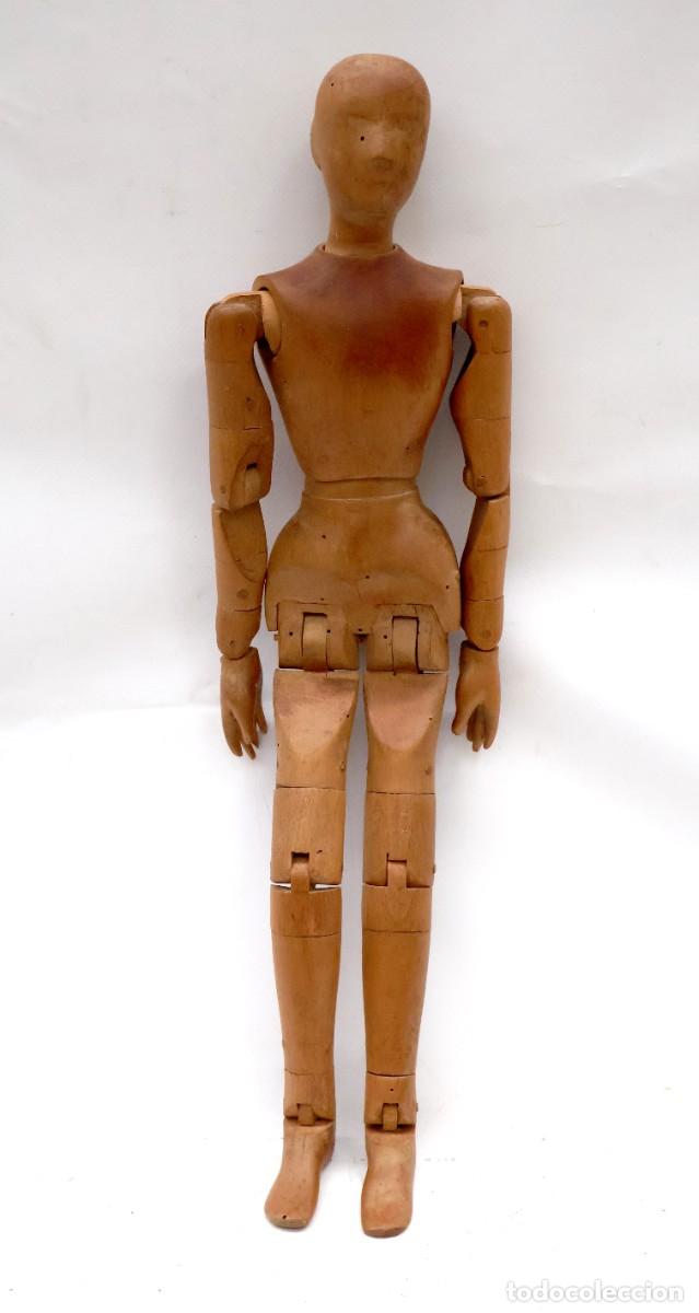 Antig&uuml;edades: ANTIGUO MANIQU&Iacute; O MODELO DE ARTISTA ARTICULADO DE MADERA TALLADA. FINALES SIGLO XIX. 52 CM. ALTURA