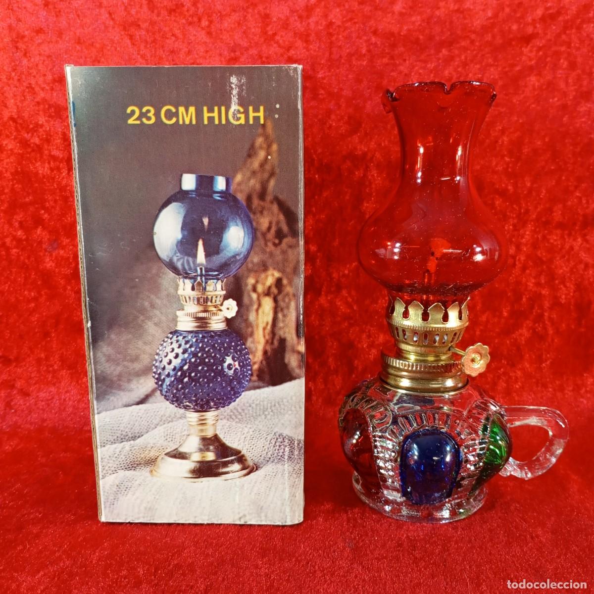 Antig&uuml;edades: LAMPARA VINTAGE DE QUEROSENO - VIDRIO - MARCA FAIRY - N&ordm; K168 - HONG KONG - 17 CM DE ALTO - 05
