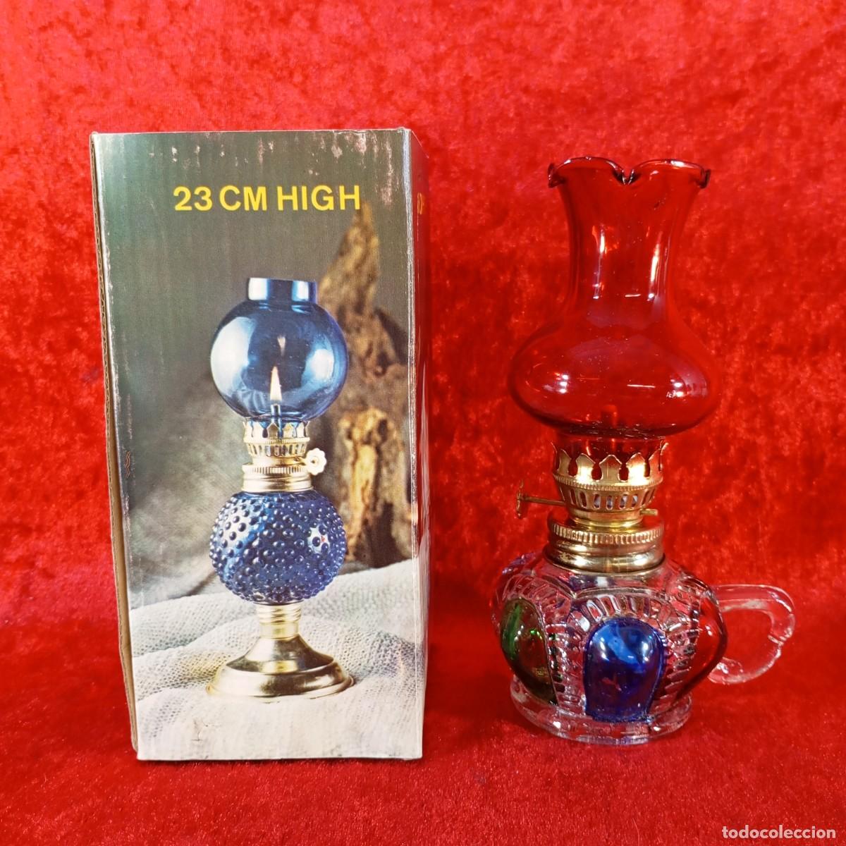Antig&uuml;edades: LAMPARA VINTAGE DE QUEROSENO - VIDRIO - MARCA FAIRY - N&ordm; K168 - HONG KONG - 17 CM DE ALTO - 06