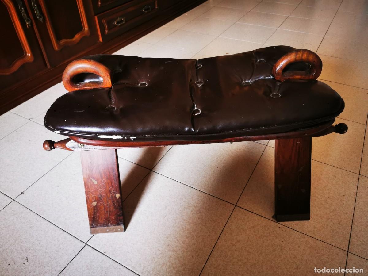 Antig&uuml;edades: Reposapi&eacute;s Camel stool - Foto 3
