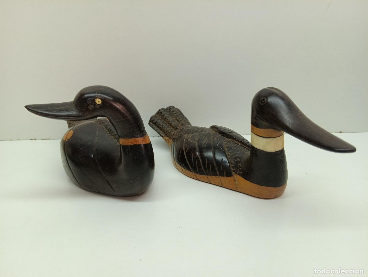 Antiques: Pareja de patos / aves acu&aacute;ticas talladas en madera - Arte popular vintage