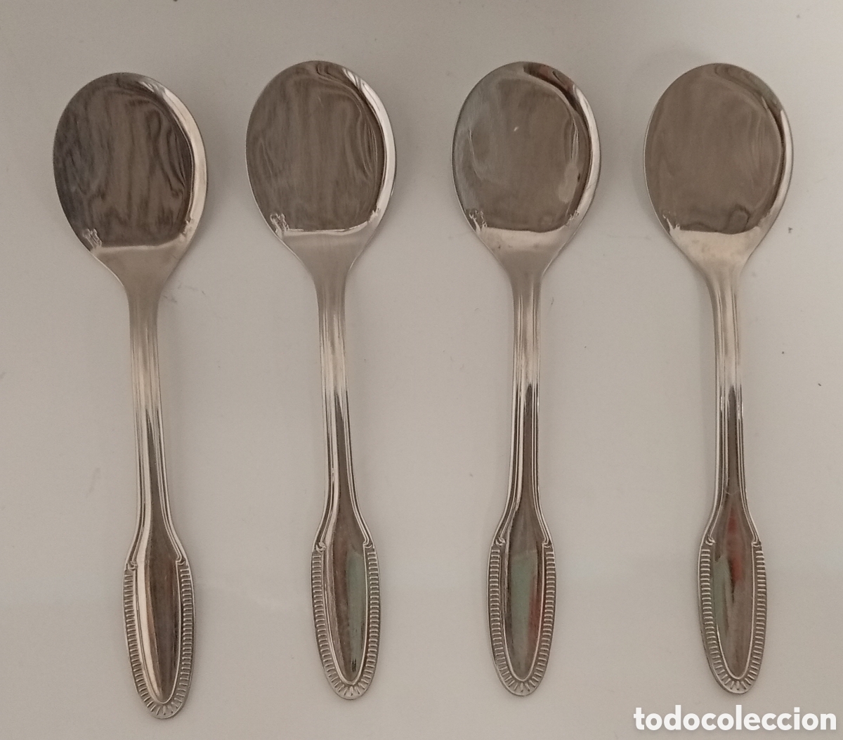Antig&uuml;edades: .SET DE 4 CUCHARAS PARA BEBE DE JEAN COUZON - Foto 1