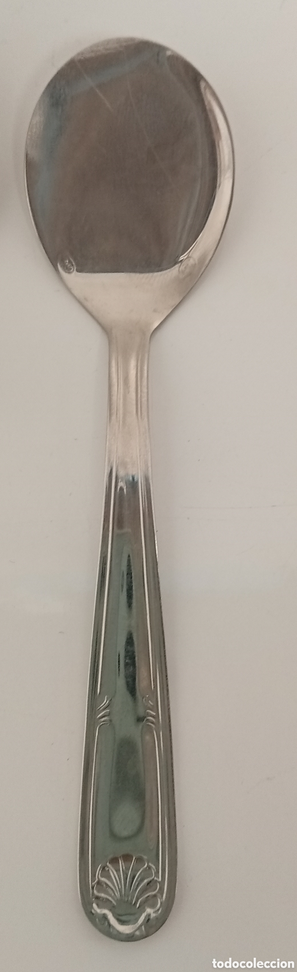 Antig&uuml;edades: SET DE 4 CUCHARAS PARA BEBE TOUS - Foto 2