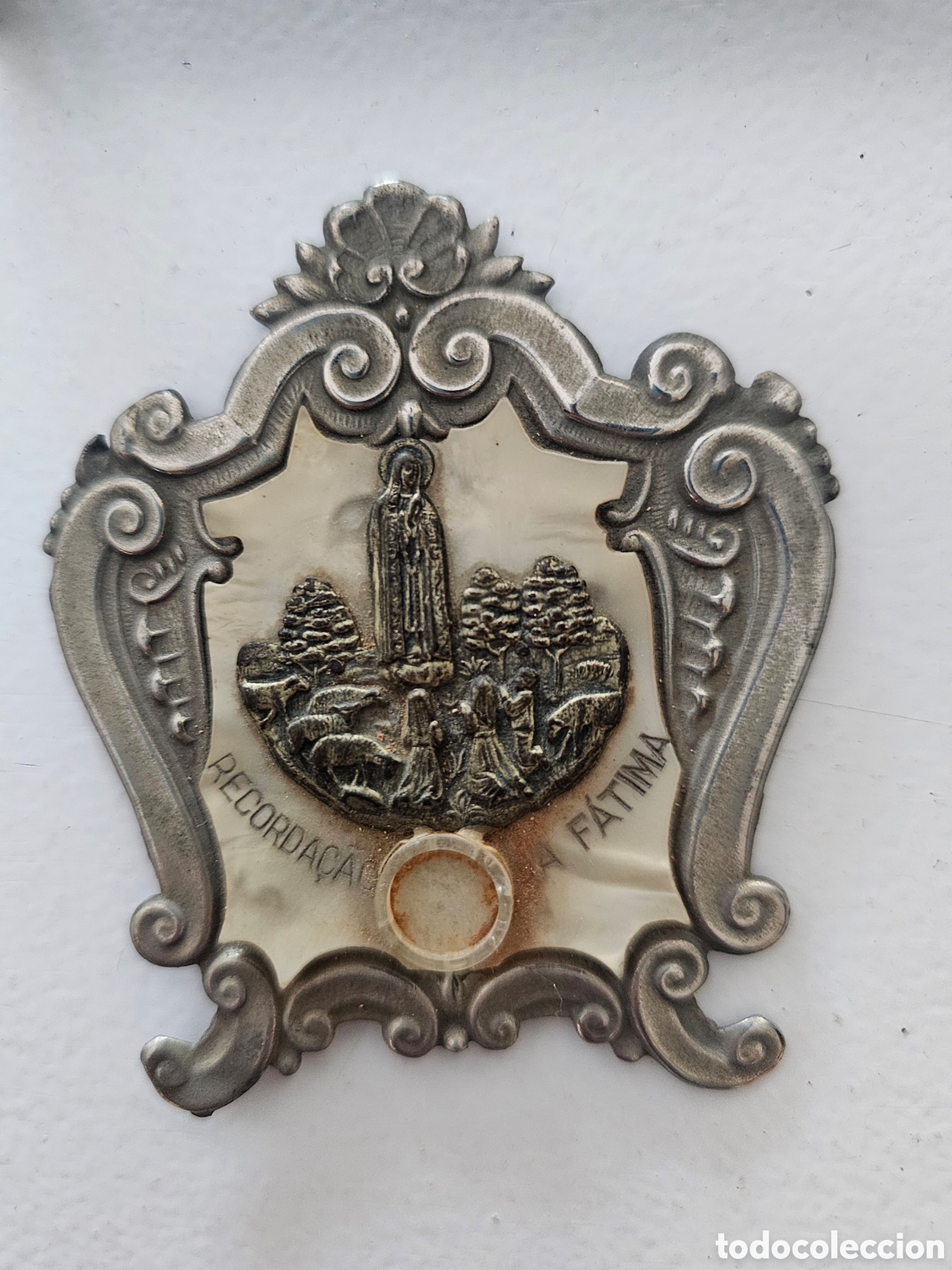 Antig&uuml;edades: Placa relieve metal Virgen F&aacute;tima Pastorcillos Recorda&ccedil;ao a F&aacute;tima vintage