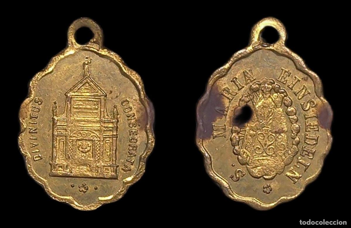 Antiguidades: MEDALLA RELIGIOSA SUIZA SANTA MARIA EINSIEDELN VIRGEN NEGRA SANTUARIO LATON